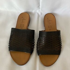 Black Leather Sandals